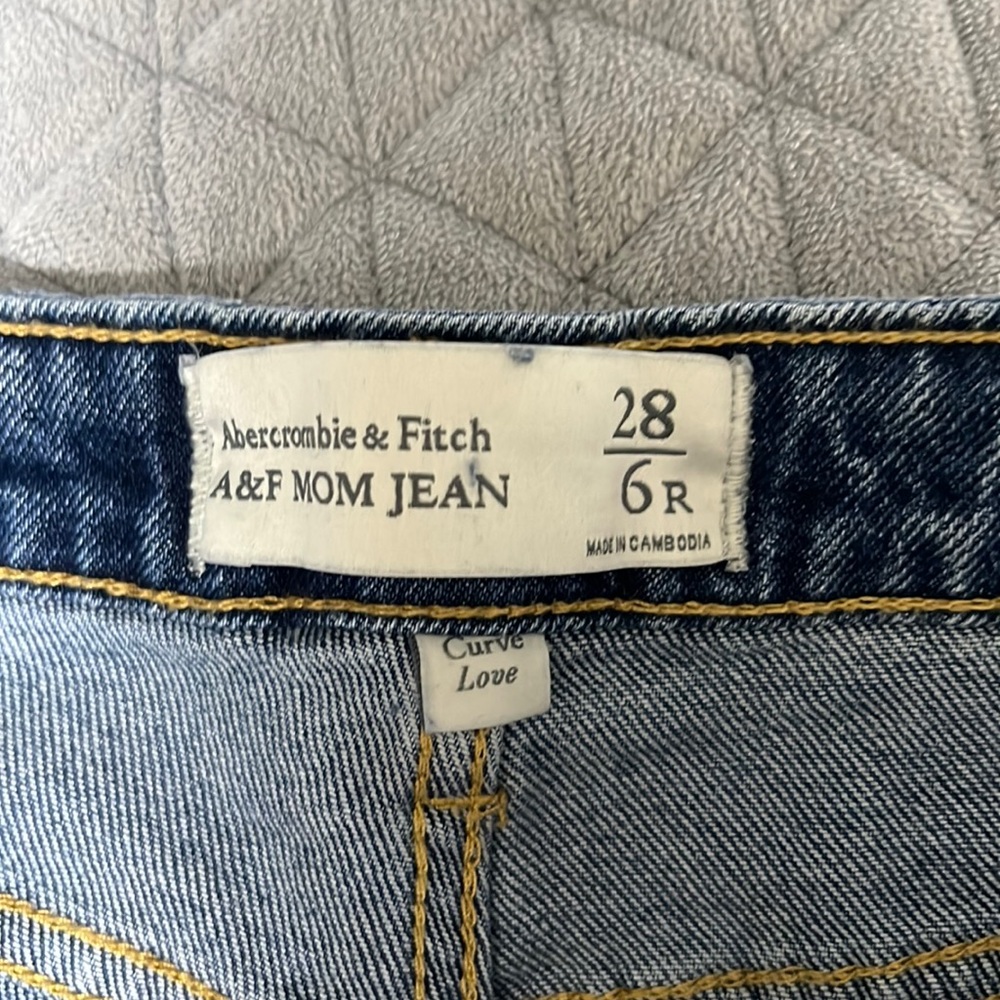 Abercrombie curve love jeans